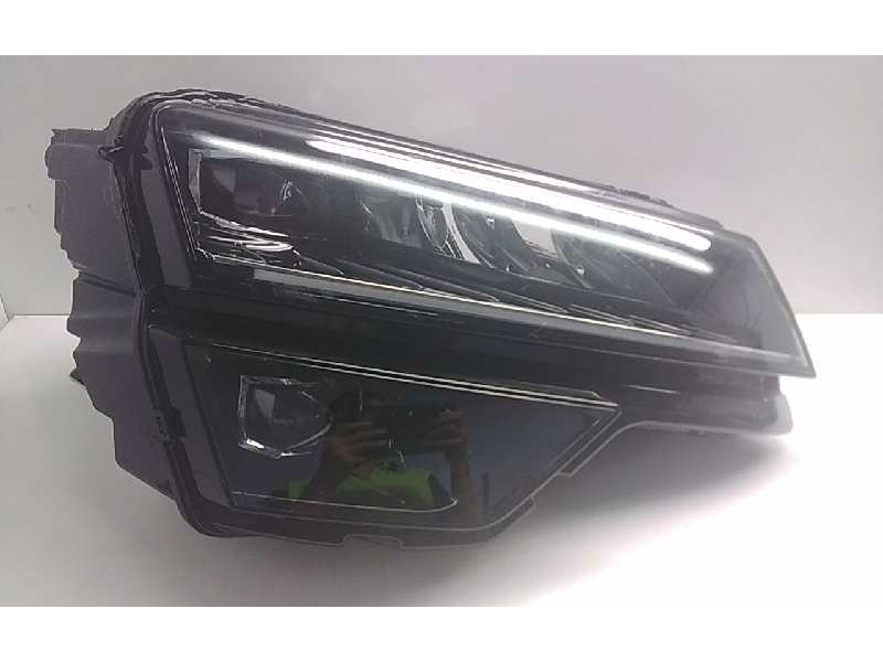 Recambio de faro xenon derecho para skoda kodiaq referencia OEM IAM 566941016  