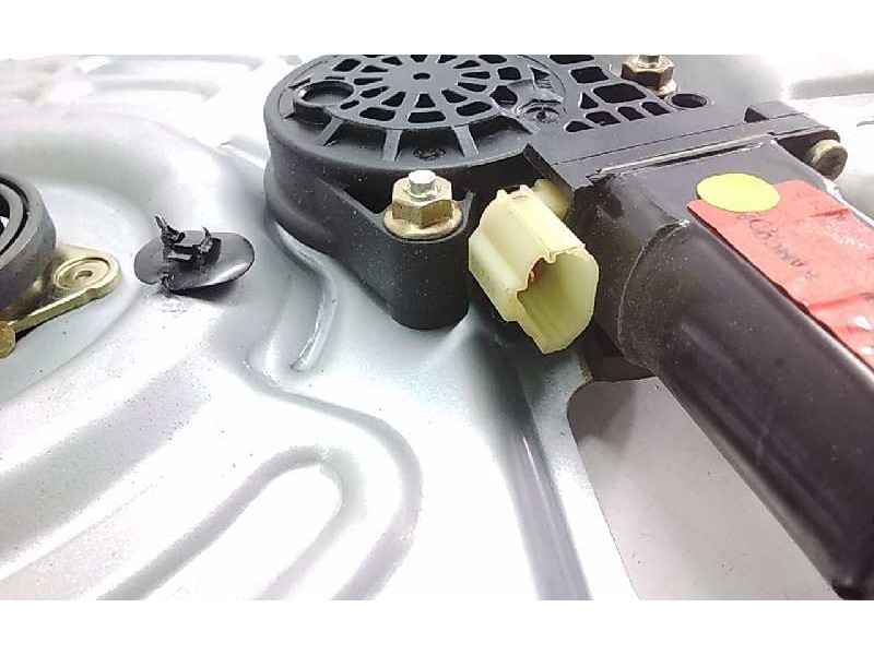 Recambio de elevalunas trasero derecho para hyundai tucson (jm) 2.0 crdi cat referencia OEM IAM 834602E000  