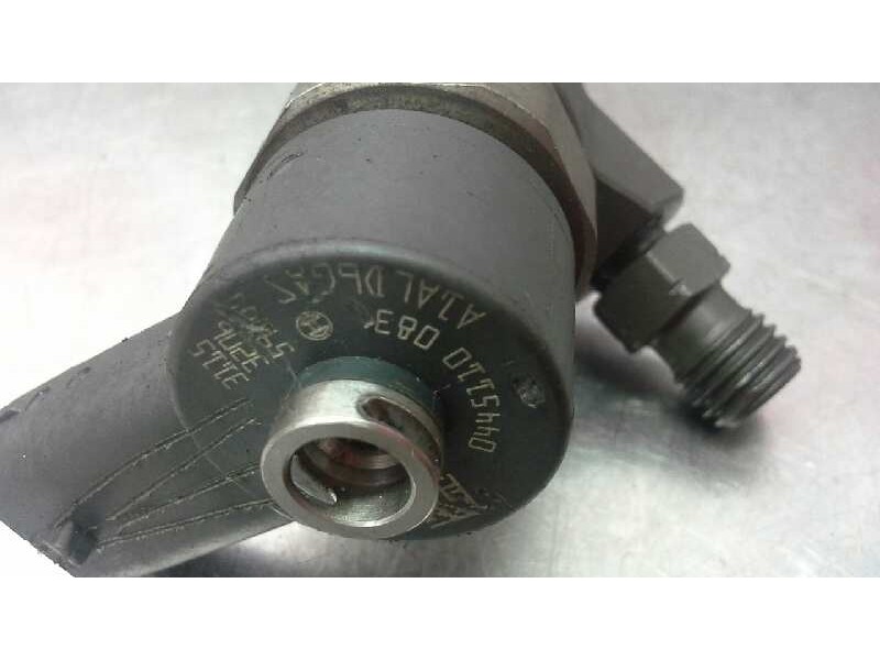 Recambio de inyector para opel corsa d corsavan referencia OEM IAM 0445110083  