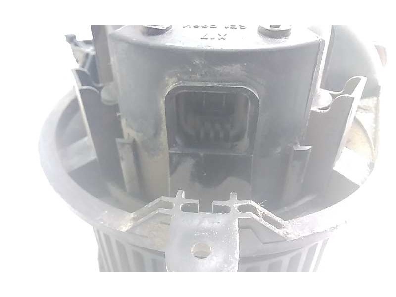 Recambio de motor calefaccion para mercedes vito (w638) caja cerrada referencia OEM IAM 652627J0  