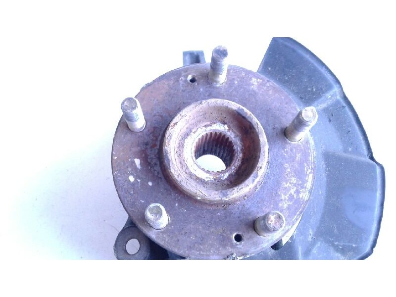 Recambio de mangueta delantera izquierda para hyundai tucson (jm) 2.0 crdi cat referencia OEM IAM   