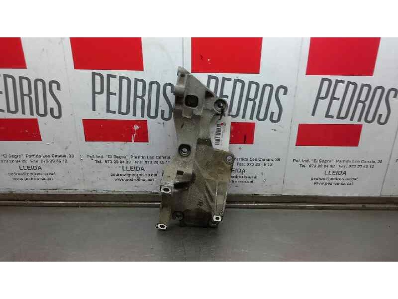 Recambio de soporte alternador para volkswagen polo (9n1) trendline referencia OEM IAM 045903143E  