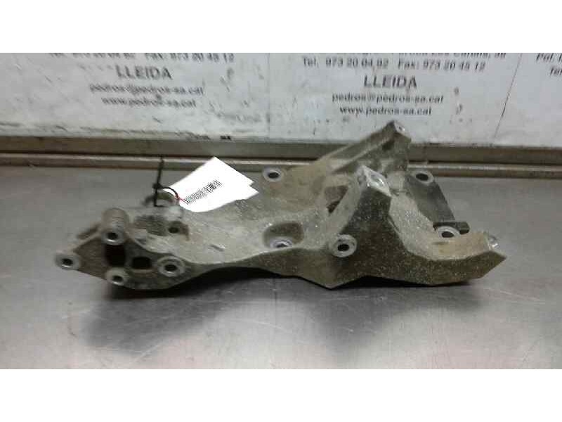 Recambio de soporte alternador para volkswagen polo (9n1) trendline referencia OEM IAM 045903143E  