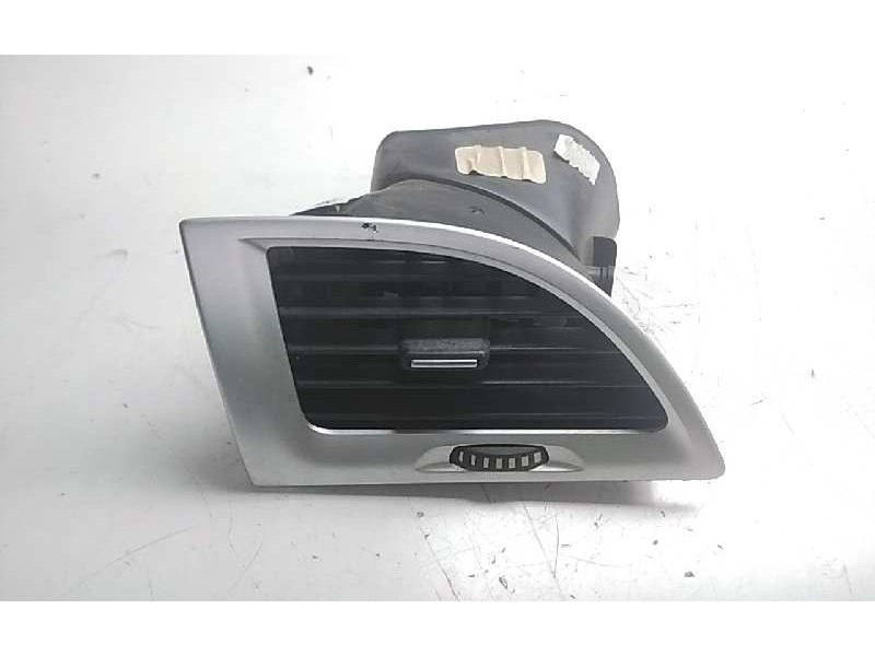 Recambio de aireador derecho para renault megane iii berlina 5 p emotion referencia OEM IAM   