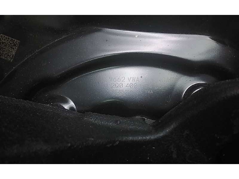 Recambio de mangueta delantera derecha para volkswagen polo (6c1) referencia OEM IAM 2Q0400054CC  