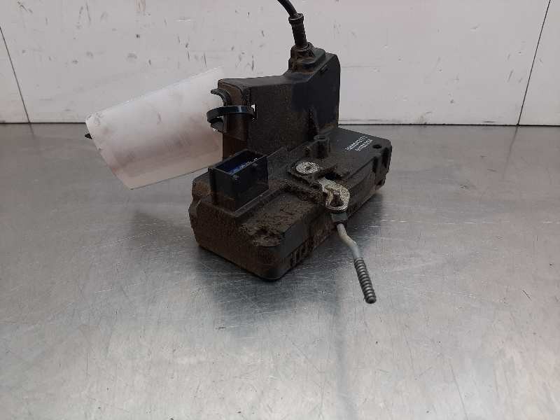 Recambio de cerradura puerta delantera derecha para renault trafic combi (ab 4.01) 2.0 dci diesel cat referencia OEM IAM 8200042