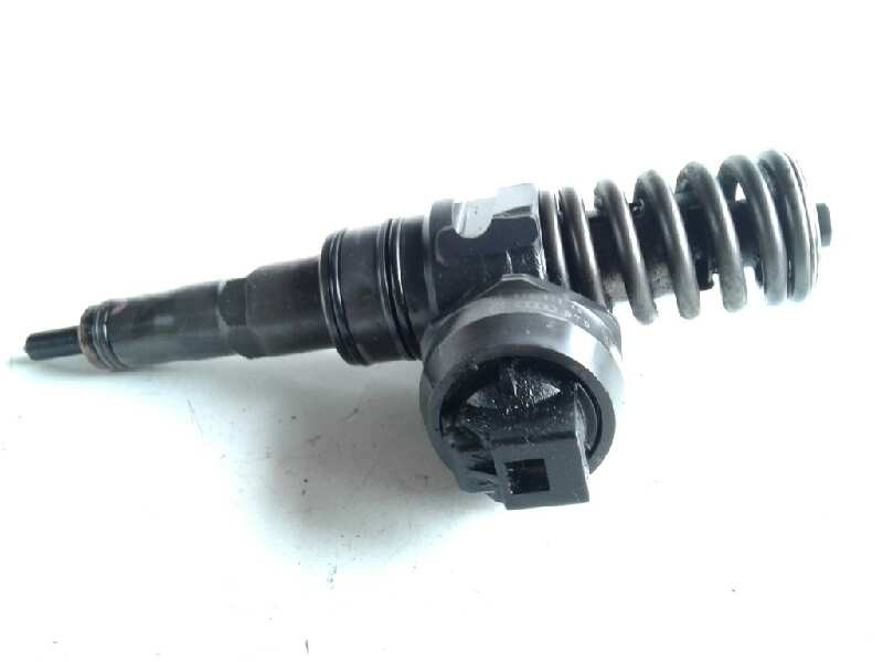 Recambio de inyector para seat cordoba berlina (6l2) reference referencia OEM IAM 0414720215  