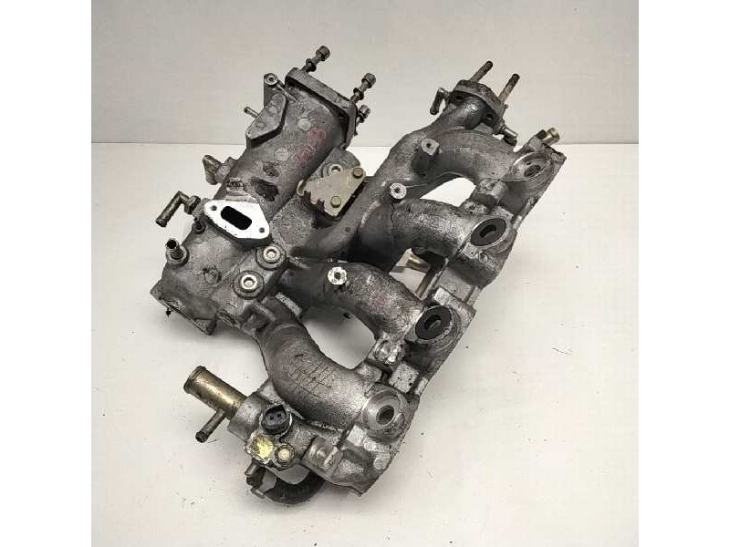Recambio de colector admision para nissan serena (c23m) 2.0 cat referencia OEM IAM   48260