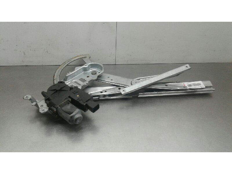 Recambio de elevalunas delantero derecho para opel combo (corsa c) familiar referencia OEM IAM 09224216  