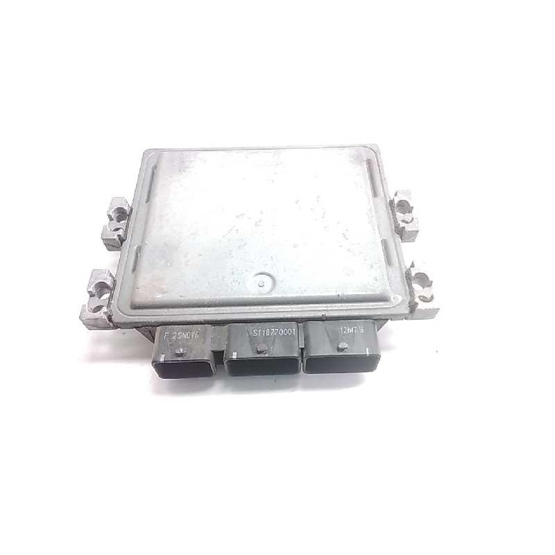 Recambio de centralita motor uce para renault megane ii classic berlina confort authentique referencia OEM IAM 8200565863  