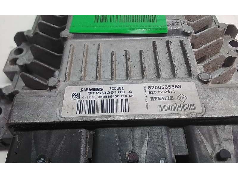 Recambio de centralita motor uce para renault megane ii classic berlina confort authentique referencia OEM IAM 8200565863  