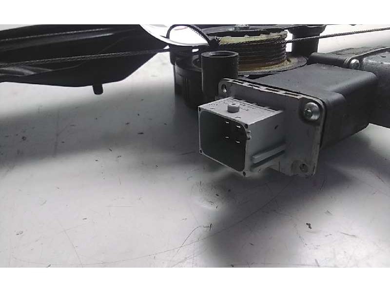 Recambio de elevalunas delantero derecho para fiat doblo ii cargo (263) furgón base referencia OEM IAM 51810879  