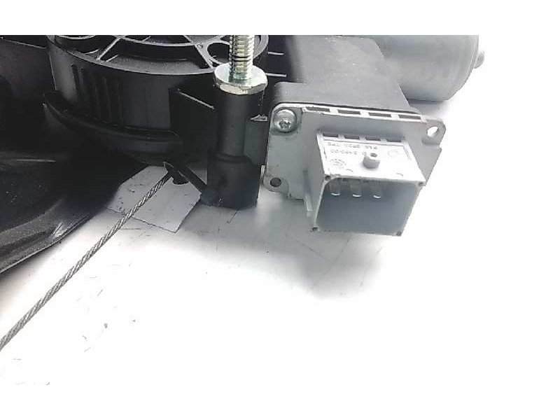 Recambio de elevalunas delantero izquierdo para fiat doblo ii cargo (263) furgón base referencia OEM IAM 51810880  