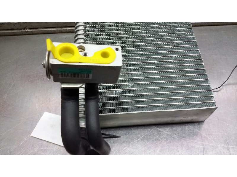 Recambio de radiador calefaccion / aire acondicionado para nissan micra (k12e) 1.2 cat referencia OEM IAM 665937N 665937N VALEO