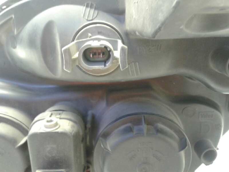 Recambio de faro derecho para renault scenic (ja..) 1.9 dci century referencia OEM IAM 7701047600  