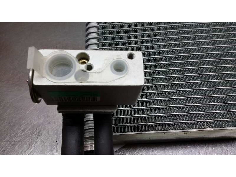 Recambio de radiador calefaccion / aire acondicionado para nissan micra (k12e) 1.2 cat referencia OEM IAM N668633A072 N668633A07