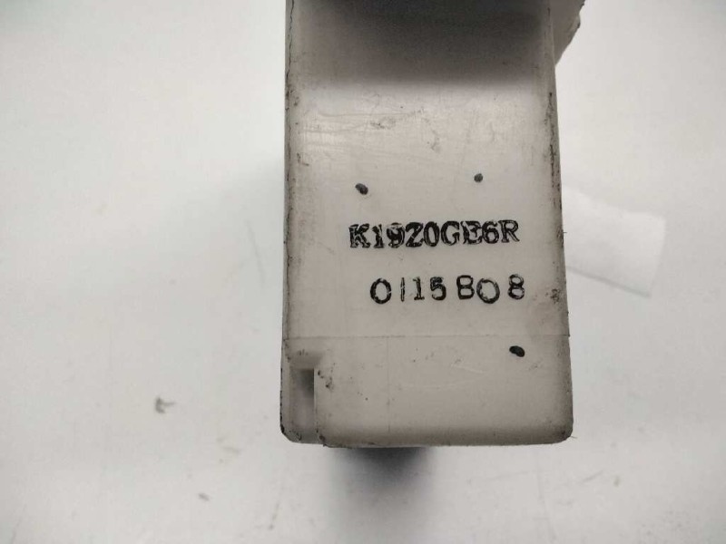 Recambio de mando calefaccion / aire acondicionado para mazda 626 berlina (gf) 2.0 16v cat referencia OEM IAM K1920GE6R  48730