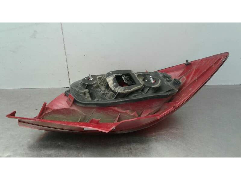 Recambio de piloto trasero derecho para opel corsa d cosmo referencia OEM IAM 1222131  