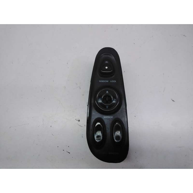 Recambio de mando elevalunas delantero izquierdo para hyundai coupe (rd) 1.6 fx referencia OEM IAM B70603K  