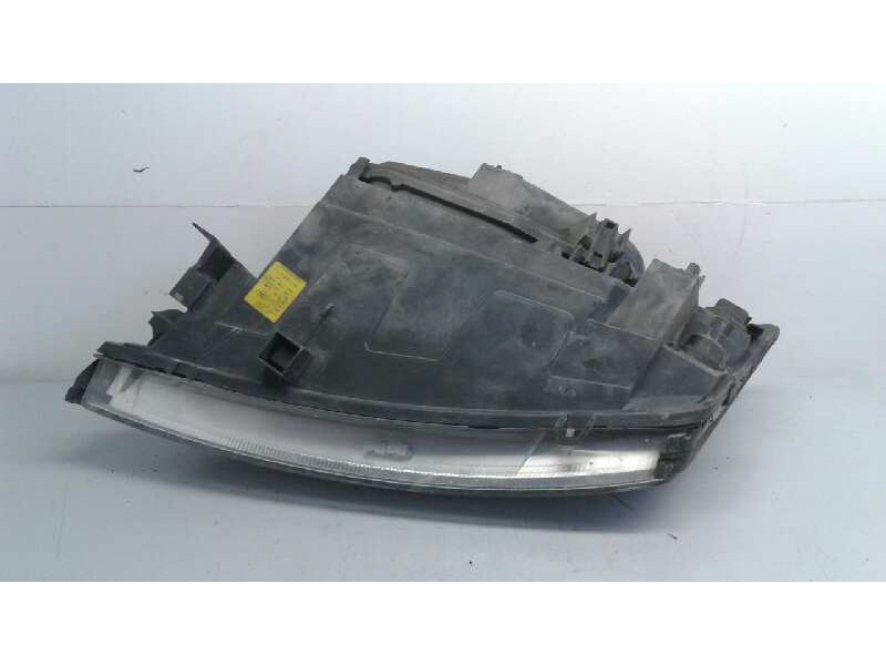 Recambio de faro derecho para ford mondeo berlina (ge) ambiente referencia OEM IAM 0301174202  