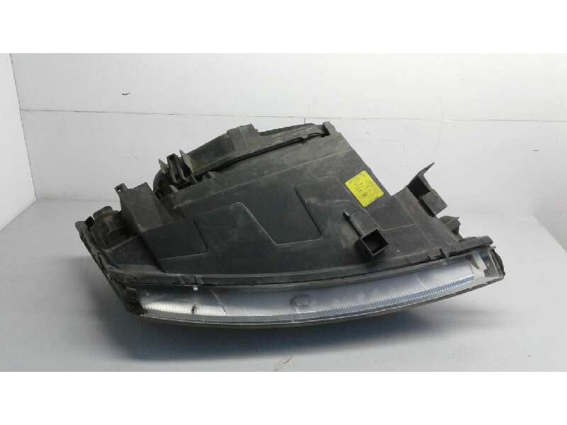 Recambio de faro izquierdo para ford mondeo berlina (ge) ambiente referencia OEM IAM 1305235544  