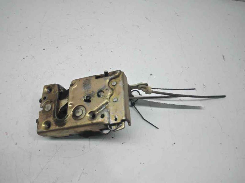 Recambio de cerradura puerta trasera derecha para citroen ax 14 trs tecnic referencia OEM IAM 913836  