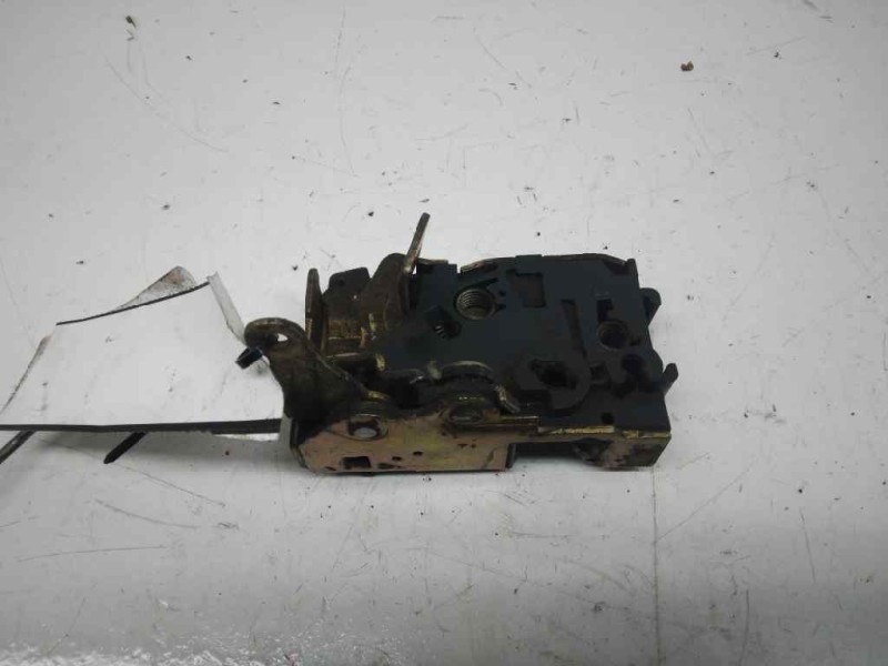 Recambio de cerradura puerta trasera izquierda para citroen ax 14 trs tecnic referencia OEM IAM 913729  