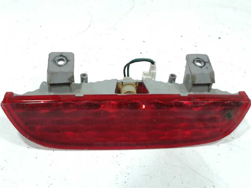 Recambio de luz central de freno para chevrolet matiz s referencia OEM IAM 96590415  