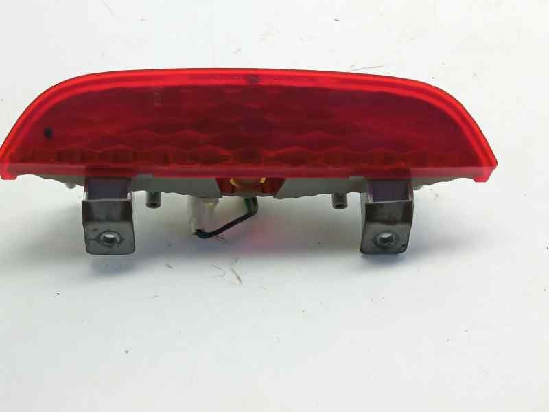 Recambio de luz central de freno para chevrolet matiz s referencia OEM IAM 96590415  