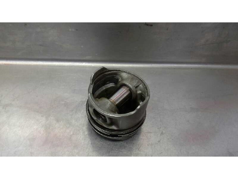 Recambio de piston para nissan vanette (c 220) 2.0 diesel referencia OEM IAM   