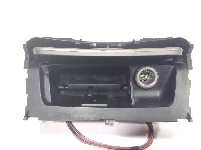 Recambio de cenicero para bmw serie 1 berlina (e81/e87) 118d referencia OEM IAM   