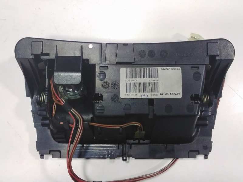 Recambio de cenicero para bmw serie 1 berlina (e81/e87) 118d referencia OEM IAM   