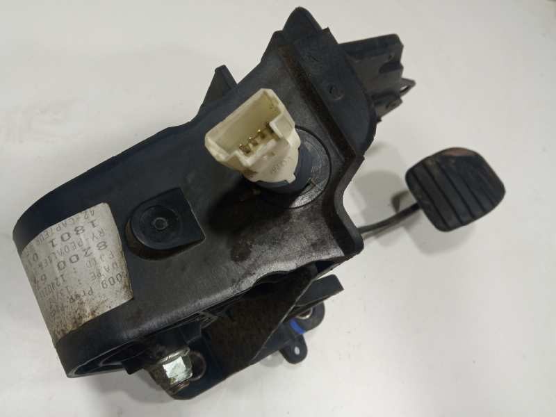 Recambio de pedal freno para renault master bus l3h2 3,8t referencia OEM IAM 8200672233  
