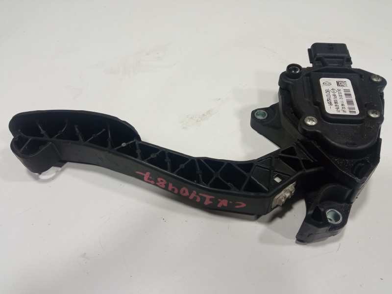 Recambio de pedal acelerador para renault master bus l3h2 3,8t referencia OEM IAM 180101626R  