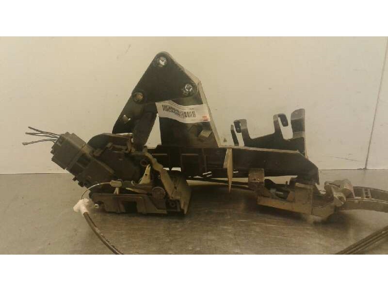 Recambio de cerradura puerta delantera derecha para ford focus berlina (cap) ambiente (d) referencia OEM IAM 3M5AR21812AM  