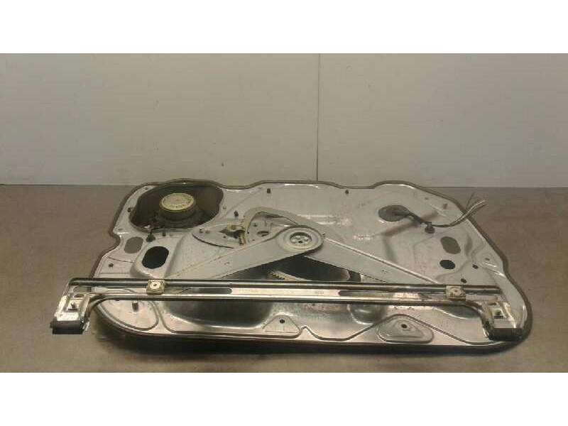 Recambio de elevalunas delantero derecho para ford focus berlina (cap) ambiente (d) referencia OEM IAM 1738646  