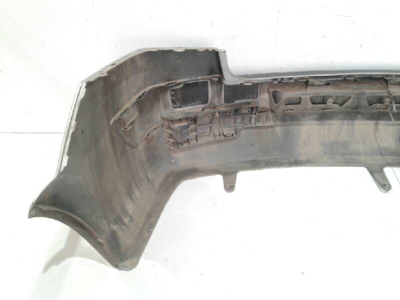 Recambio de paragolpes trasero para renault megane ii classic berlina dynamique referencia OEM IAM   