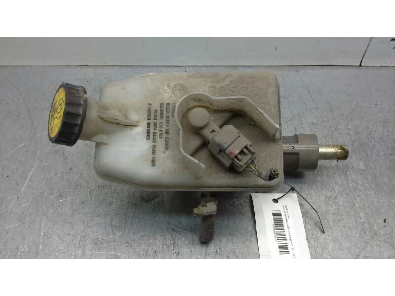 Recambio de bomba freno para ford transit mod.2000 caja abierta ft 350 2.4 largo referencia OEM IAM 4525696  