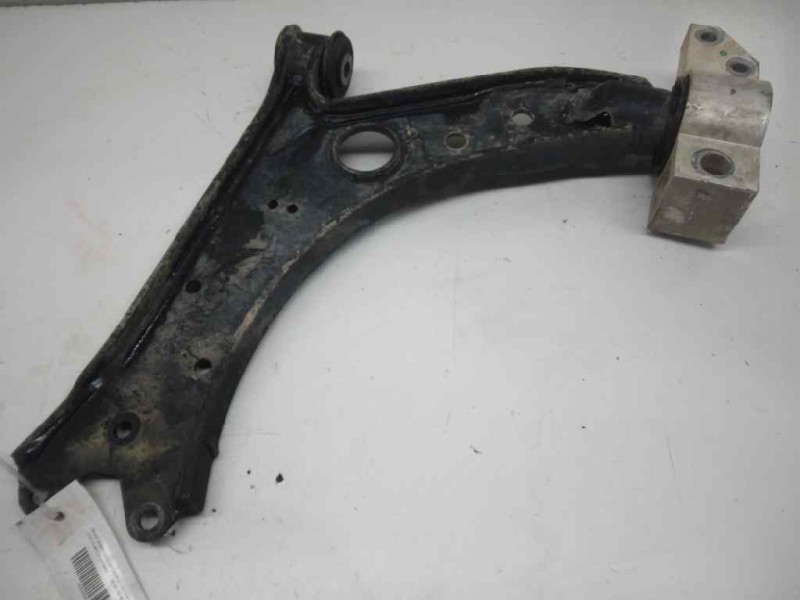 Recambio de brazo suspension inferior delantero derecho para audi a3 (8p) 1.6 ambiente referencia OEM IAM   
