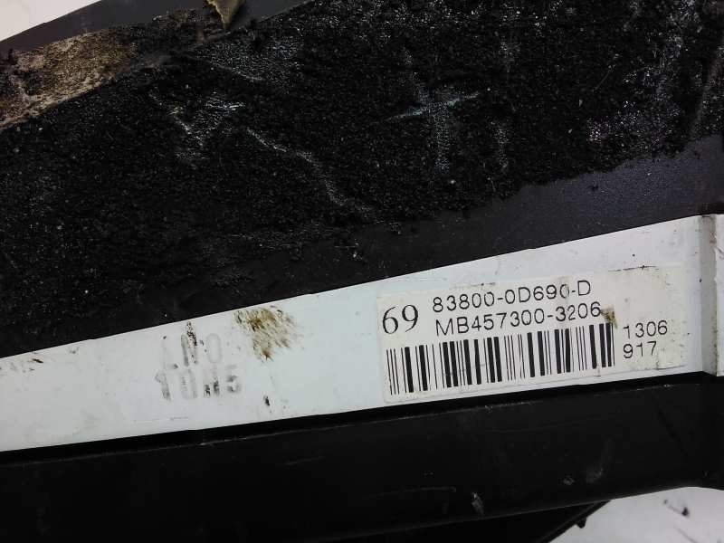 Recambio de cuadro instrumentos para toyota yaris (ksp9/scp9/nlp9) básico referencia OEM IAM 838000D690D  