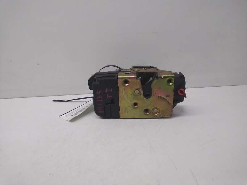 Recambio de cerradura puerta trasera izquierda para citroen xsara berlina 1.6i 16v exclusive referencia OEM IAM 913769  