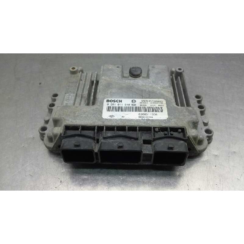 Recambio de centralita motor uce para nissan interstar mod. 04 (x70) 2.5 dci diesel cat referencia OEM IAM 0281011940 8200311550