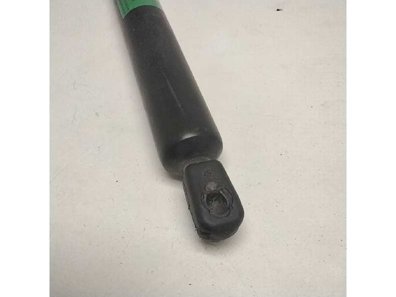 Recambio de amortiguadores maletero / porton para mercedes vito combi 06.2003  2.1 cdi cat referencia OEM IAM   49857