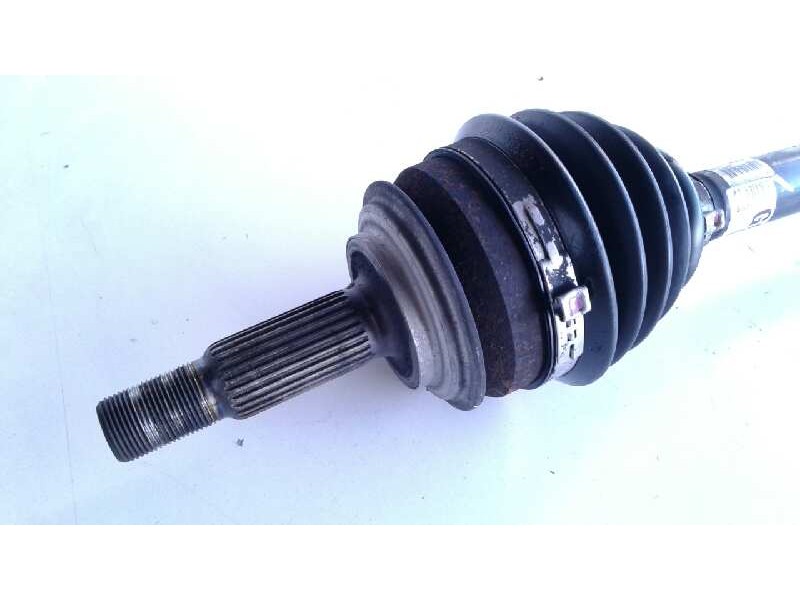 Recambio de transmision delantera derecha para toyota yaris (ksp9/scp9/nlp9) básico referencia OEM IAM 434100D180  