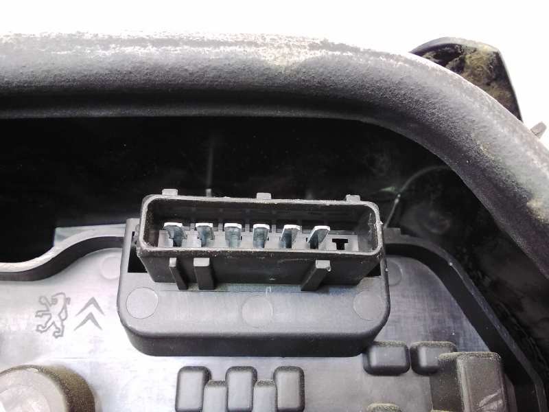 Recambio de piloto trasero derecho para citroen xsara berlina 1.6i 16v exclusive referencia OEM IAM 6351P0  
