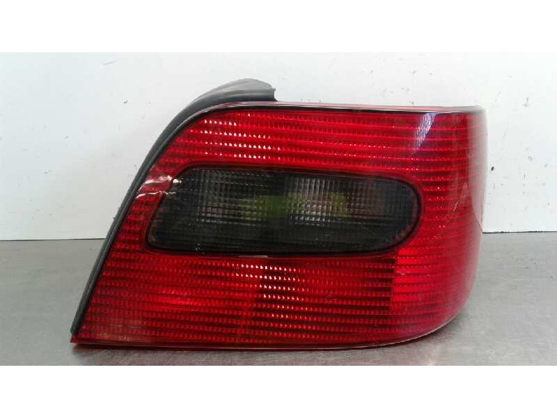 Recambio de piloto trasero derecho para citroen xsara berlina 1.6i sx referencia OEM IAM   