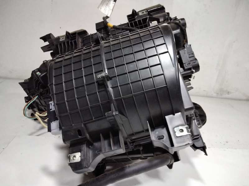 Recambio de calefaccion entera normal para renault master bus l3h2 3,8t referencia OEM IAM 27270033R  