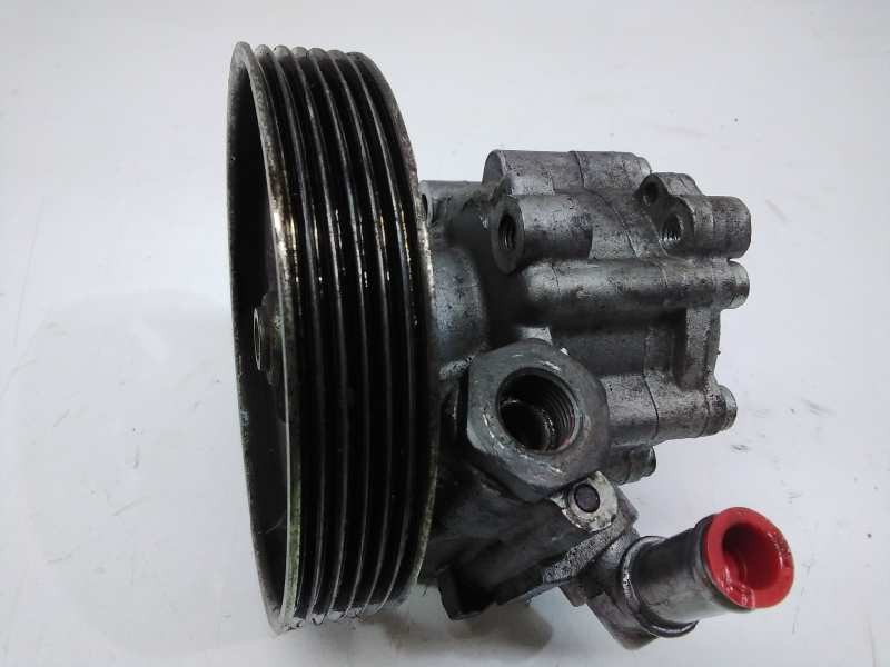 Recambio de bomba direccion para citroen c5 berlina 2.0 hdi sx referencia OEM IAM 9636088680  