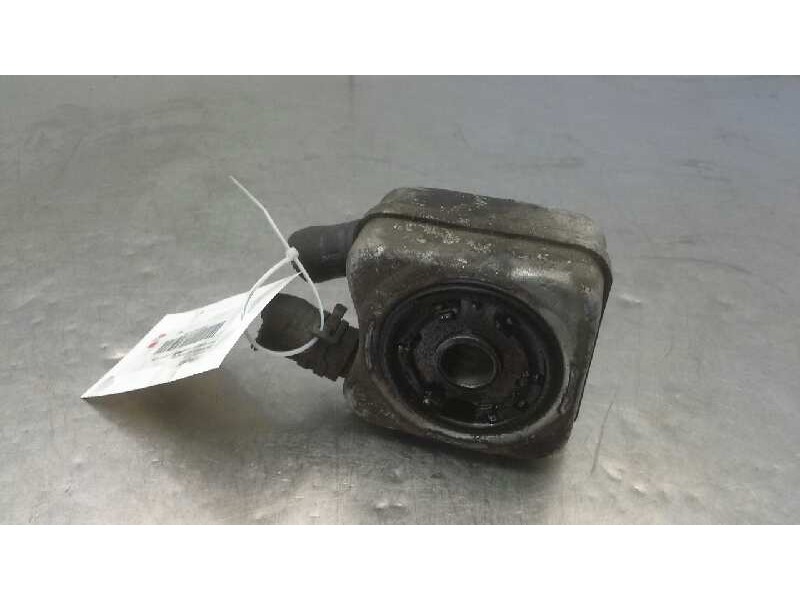 Recambio de enfriador aceite motor para audi a3 (8p) 2.0 tdi ambiente referencia OEM IAM 028117021K  
