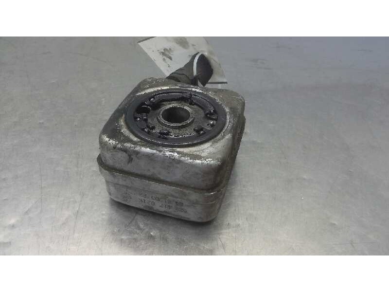 Recambio de enfriador aceite motor para audi a3 (8p) 2.0 tdi ambiente referencia OEM IAM 028117021K  